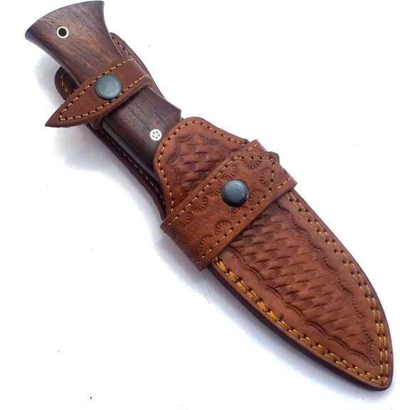 Custom Made Damascus Steel Hunting Knife