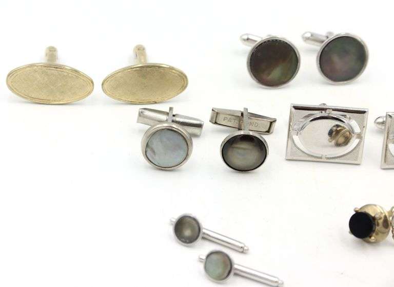 Group lot of cuff links and tie clip