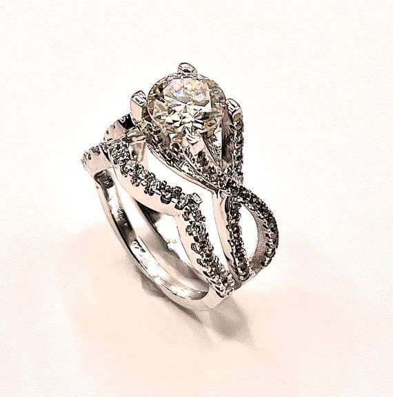 14 Kt White Gold Plate 2 Band Stackable 2.65 Ct Lab Simulated Diamond Ring Set.