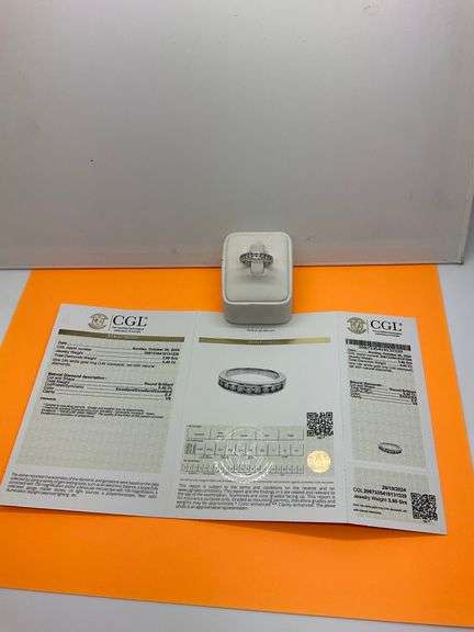 CERTIFIED BRAND NEW 14K WHITE GOLD DIAMOND BAND
