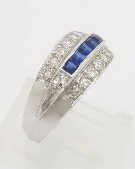 Vintage Diamond & Blue Sapphire Band Ring