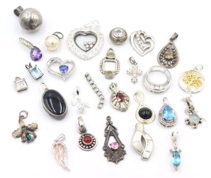 Group lot of vintage 925 sterling silver pendants