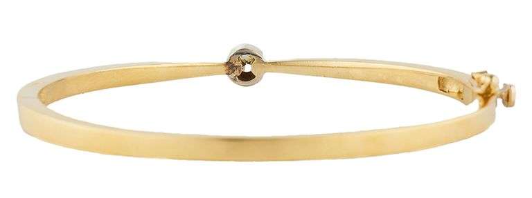 0.15ct Round Diamond Bezel Set Bangle Bracelet in 14K