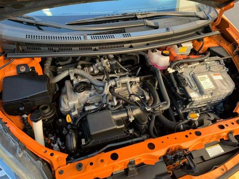 2015 Toyota Prius c One Hatchback 4D