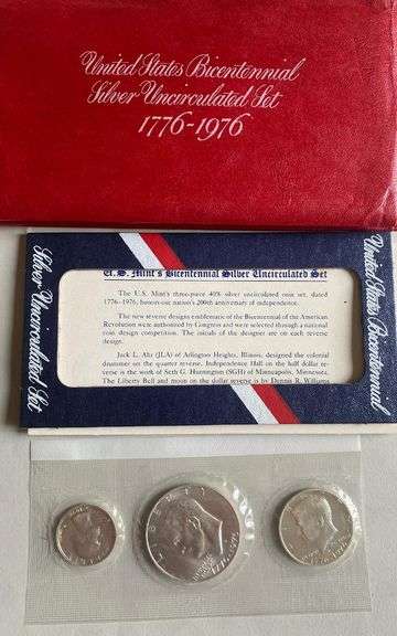 2 3 Piece Red Pack Unc Silver Bicentennial Sets