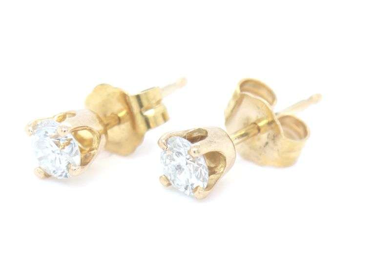 14kt Yellow gold 0.40ctw round brilliant cut diamond stud earrings