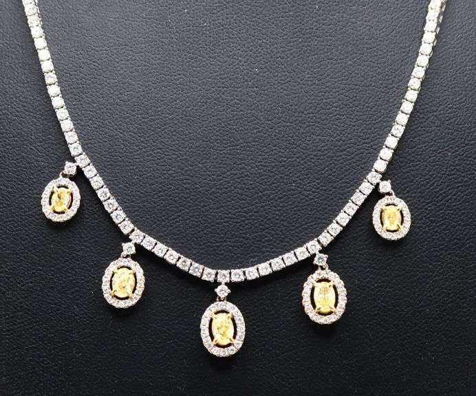 18K white gold, Exquisite Handmade Diamond Necklace