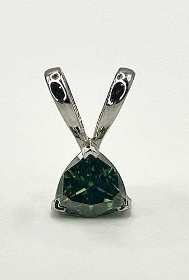 Sparkling 3.3 Ct VVs1 Dark Blue-Green Moissanite Pendant