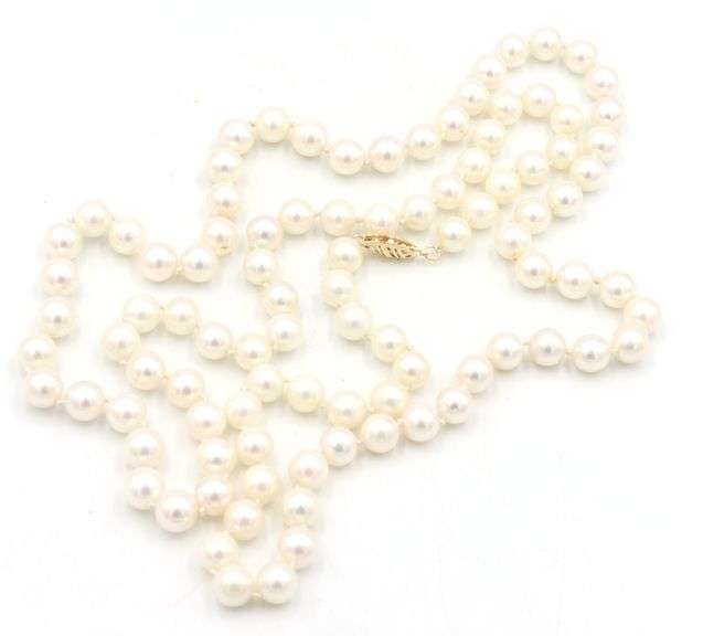 6.5-7mm white freshwater pearl strand necklace