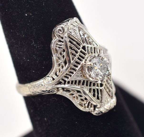 Sensational Vintage Art Deco Style Diamond Ring in 14K White Gold
