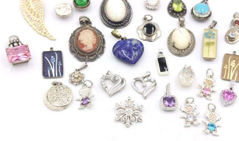 vintage 925 sterling silver group lot of pendants