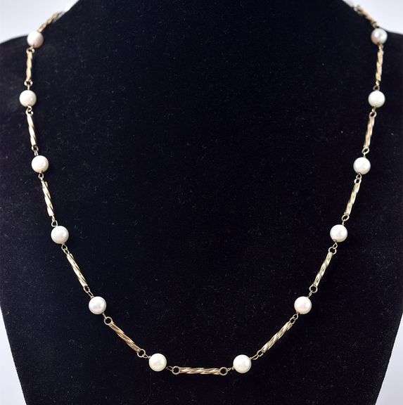 Brilliant Pearl and Barrel Link Necklace in 14K Yellow Gold