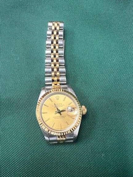 Rolex Lady's Two-Tone Datejust 26mm Champagne Dial with Sapphire Crystal and Fluted Yellow Gold Beze