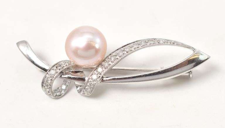 Elegant Pearl and Diamond Pin in 14K White Gold