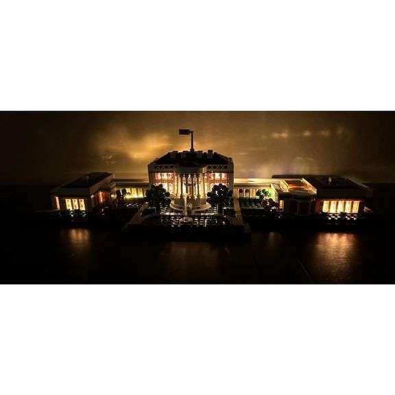 LEGO White House Model Building Kit