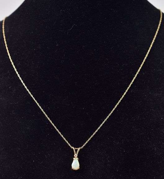 Brilliant 14K Yellow Gold Opal and Diamond Pendant Necklace