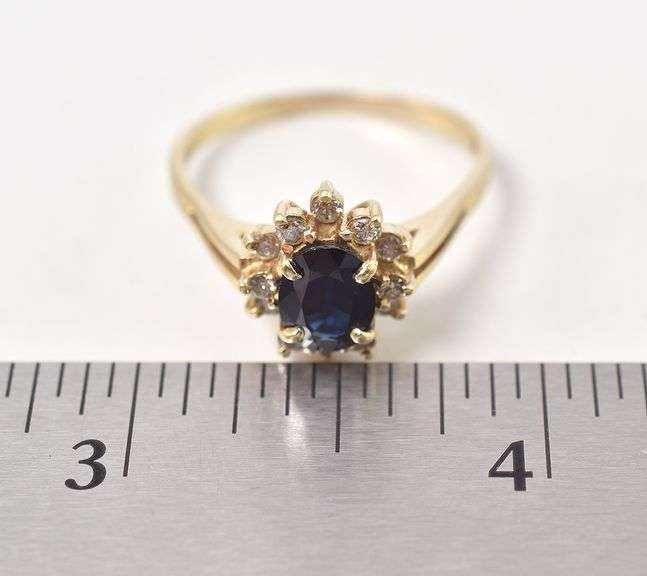 Fabulous Sapphire and Diamond Ring in 14K Yellow Gold