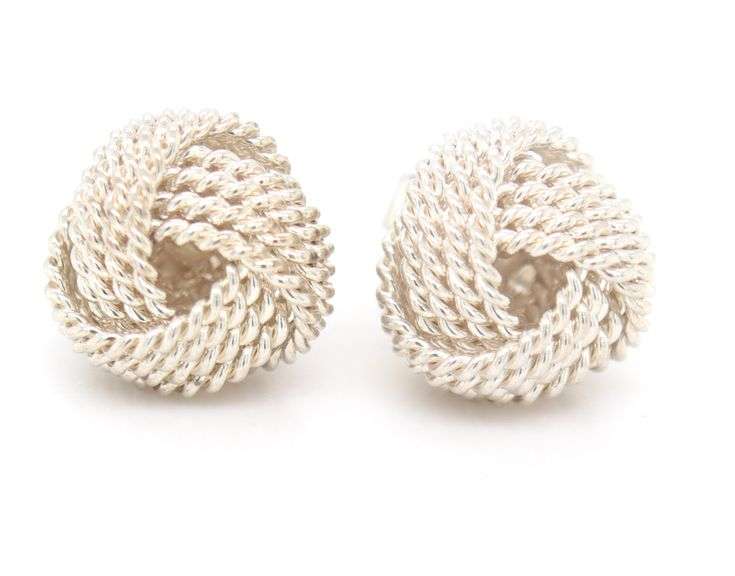 Set of Tiffany & Co knot pendant on chain and matching earrings