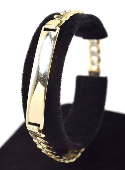 Amazing Plaque Bracelet in 14K Yellow Gold