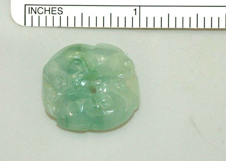 Type-A Jadeite Double Cat Amulet