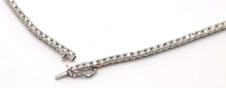 Custom-Made 18K White Gold Diamond Necklace with Round Brilliant-Cut Diamonds (15 ct, 27.5g)