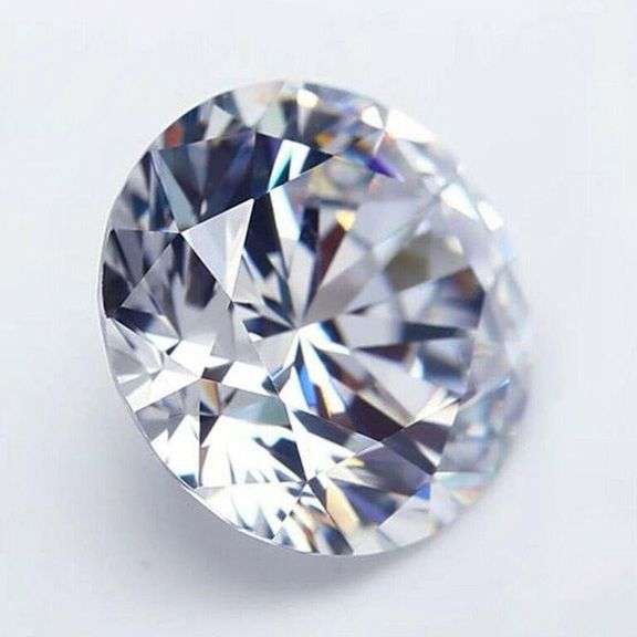 Sparkling 2.44 Ct VVs1 E-F Lab Simulated Diamond Solitaire