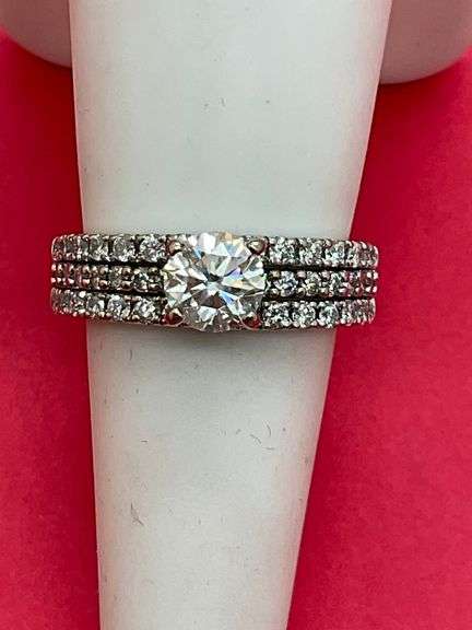 CERTIFIED 14K WHITE GOLD DIAMOND ENGAGEMENT RING