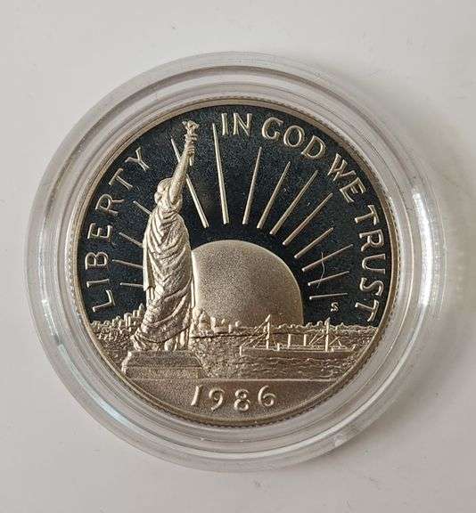 US Liberty Coins Ellis Island 1886 - 1986 Proof Set