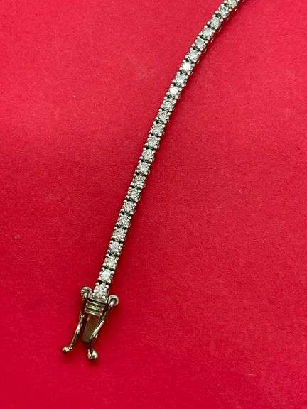 BRAND NEW 14K WHITE GOLD DIAMOND TENNIS BRACELET