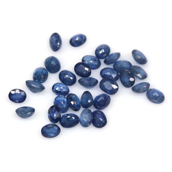 Heated! 7.50ct Royal blue Sapphire set from Madagascar