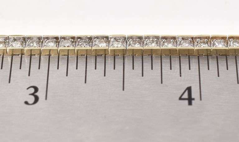 Precious Diamond Tennis Bracelet in 10K Yellow Gold