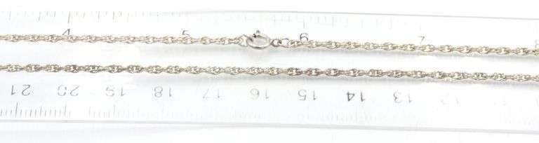 Group lot of 5 Vintage 925 sterling silver necklaces