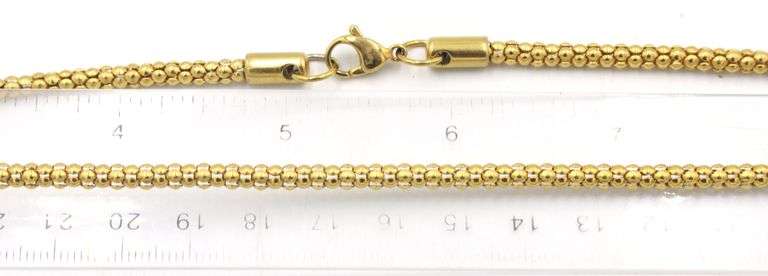 Group lot of Vintage 925 sterling silver necklaces