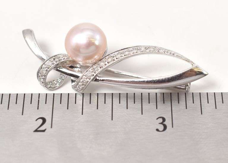 Elegant Pearl and Diamond Pin in 14K White Gold