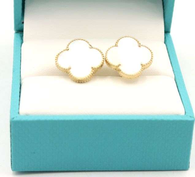 Fabulous 14K Yellow Gold Mother of Pearl Clover Earrings
