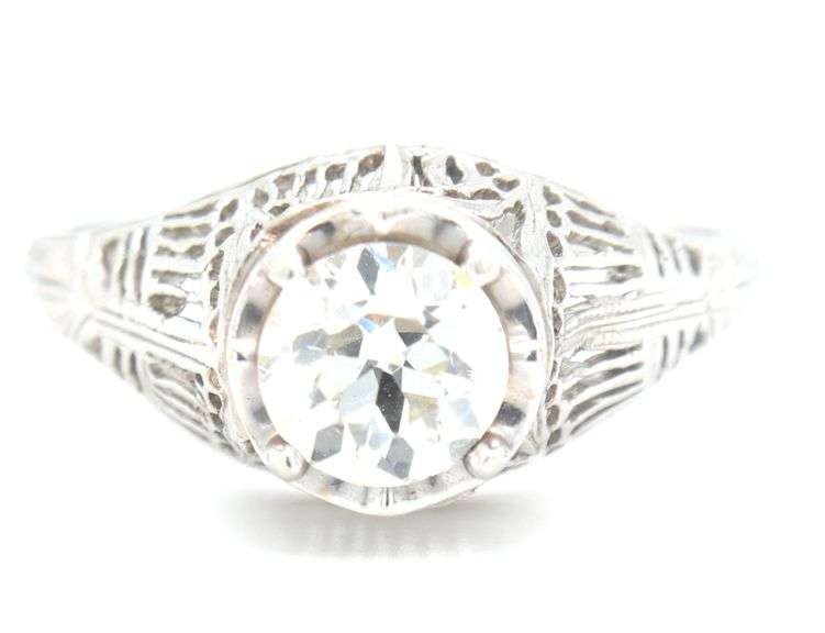 Vintage Platinum Diamond Filigree Ring
