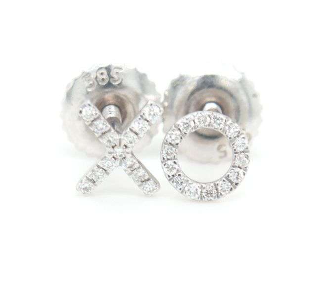 14kt White gold XO diamond stud earrings