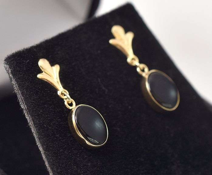 Darling Onyx Dangle Earrings in 14K Yellow Gold