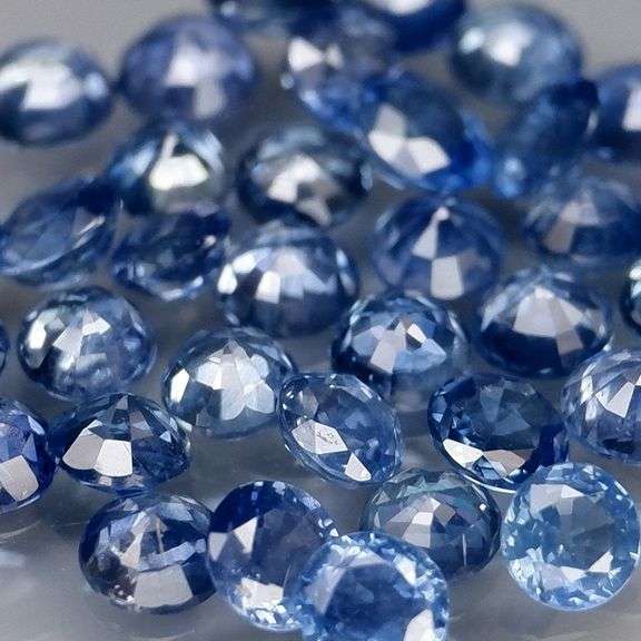 Classic blue! 3.05ct Sapphire set from Kanchanaburi, Thailand