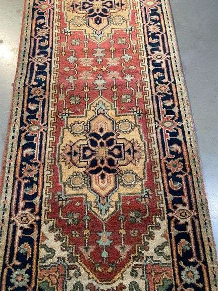 Magnificent Hand-Knotted Serapi Wool Runner 10'