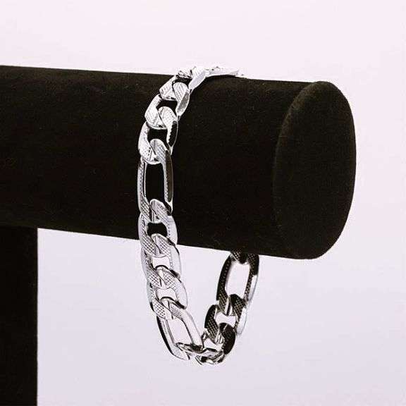 Sharp 35 Gram .925 Tri_Layered Sterling Silver Italian Figaro Bracelet