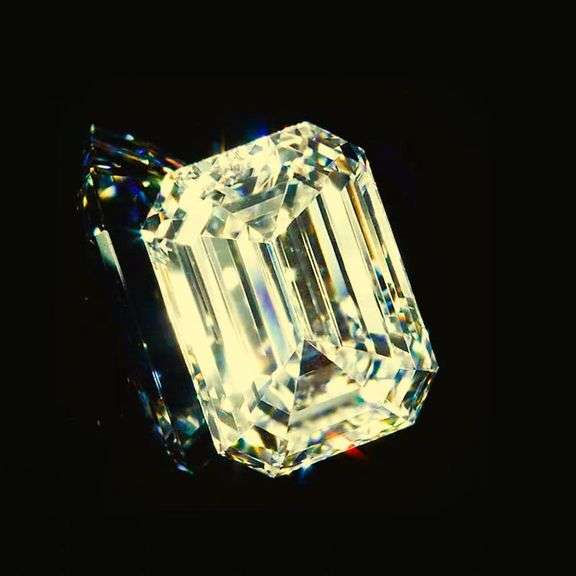 Dazzling 5.15 Ct VVs1 Emerald Cut Lab Simulated Diamond Solitaire