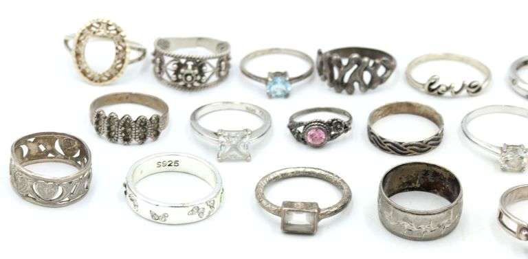 Group lot of Vintage 925 sterling silver rings