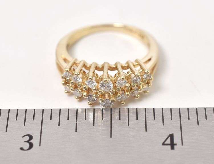 Dazzling Diamond Ring in 14K Yellow Gold