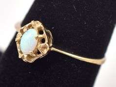 Beautiful Opal Ring in 10K Yellow Gold