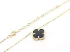 Lovely 14K Yellow Gold Black Onyx Motif Pendant On Chain