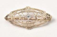 Dazzling Diamond Pin in 10K Yellow Gold