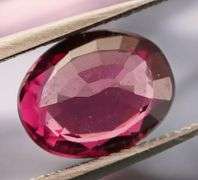Glittering 1.38ct untreated top violet pink Rhodolite Garnet