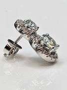 Sparkling 4.25 Ctw VVs1 White Ice Blue Lab Simulated Diamond Earrings