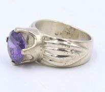 Vintage 92 5Sterling Silver Amethyst Ring
